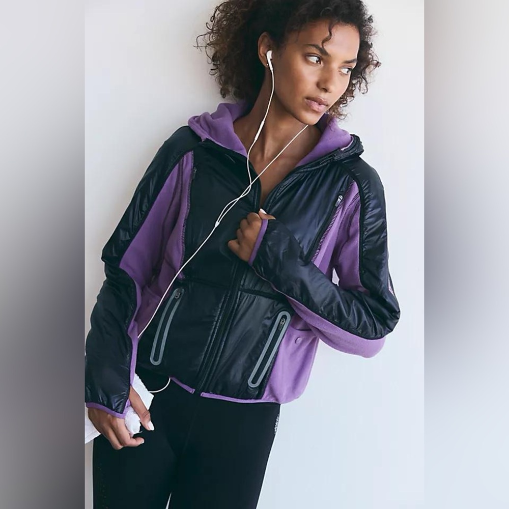 NWT Free People MVT  Go The Distance fleece jacket in Red Violet/Black combo